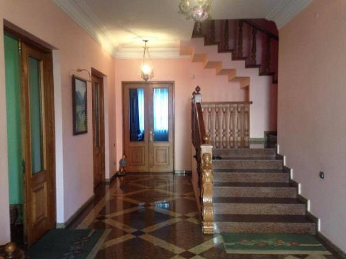 Guesthouse Parnavaz Mepe Батумі Екстер'єр фото